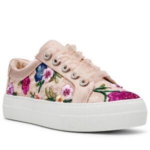 Betsy Johnson JAYLA BLUSH MULTI FLORAL Embroidered Sneakers